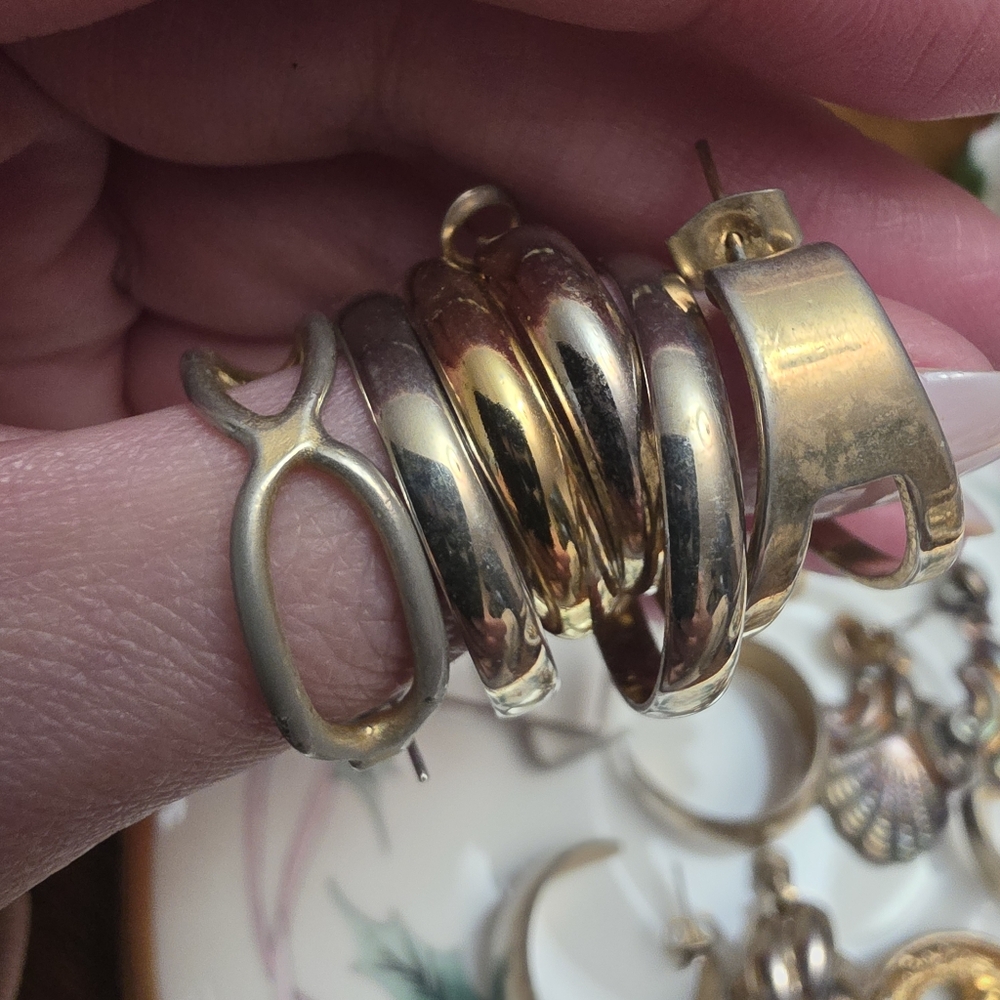 Vintage Earrings Gold And Silver Toned Earring Lot Bundle - Picture 13 of 15